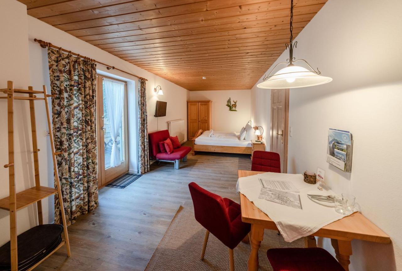 Gaestehaus Doering Миттенвальд Экстерьер фото
