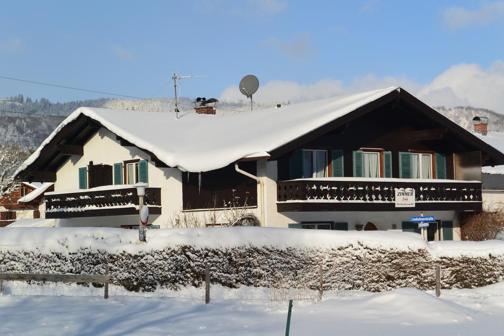 Gaestehaus Doering Миттенвальд Экстерьер фото